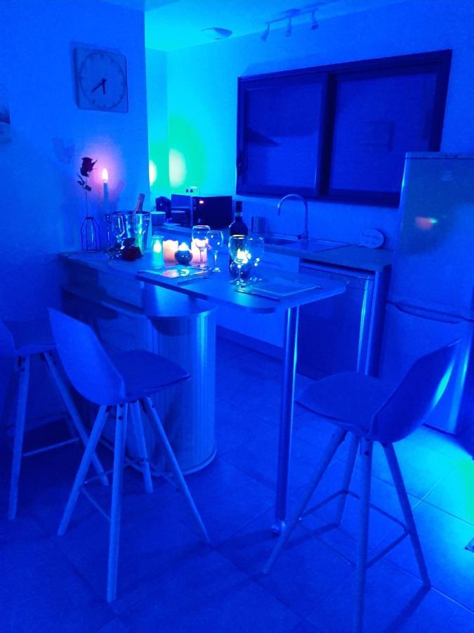 Un Sejour Romantique En Couple Avec Jacuzzi Prive Chromotherapie Jardin Maison Privee Ychoux Exteriör bild